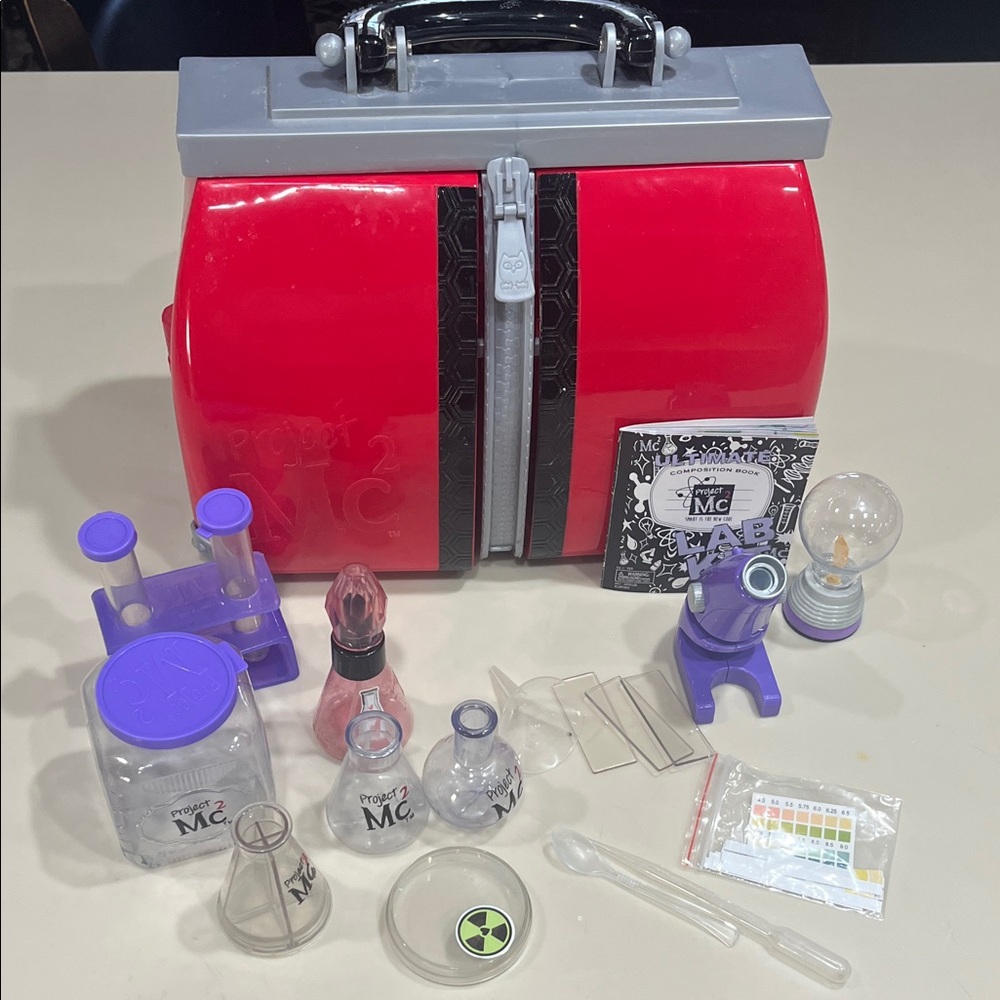Project MC2 Science Lab Kit with case - Picture 5 of 13